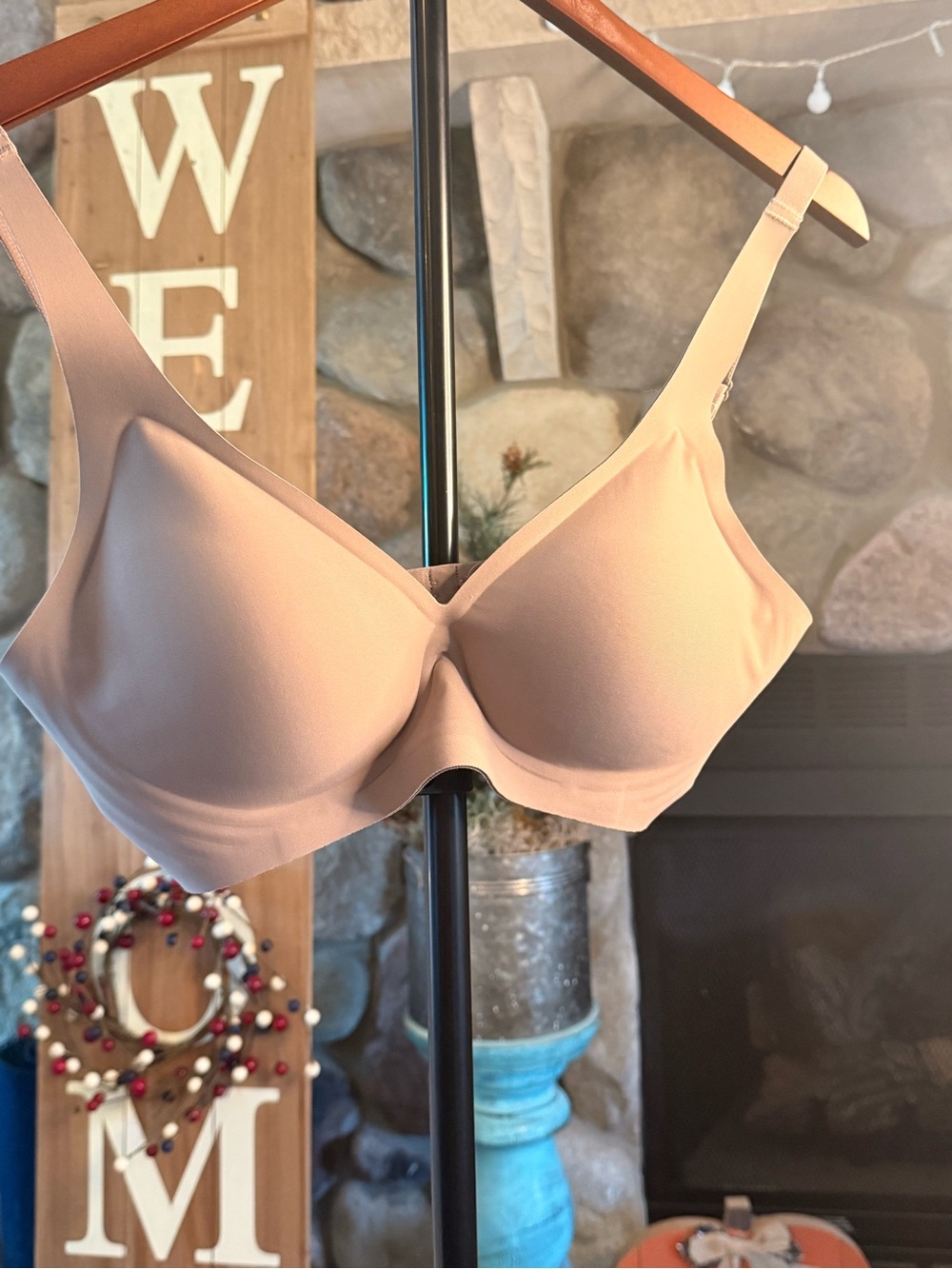 Seamless Wireless T-Shirt Bra - Light Beige